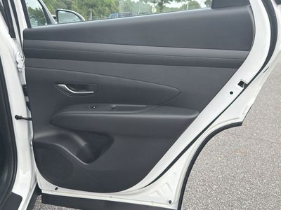 2026 Hyundai TUCSON SE FWD