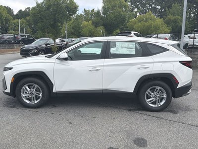 2026 Hyundai TUCSON SE FWD