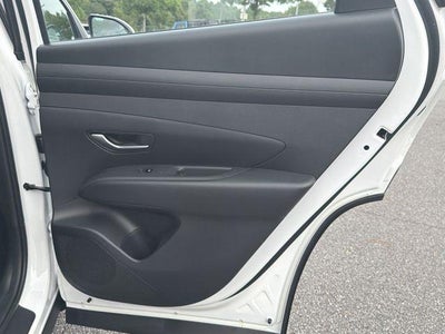 2026 Hyundai TUCSON SE FWD