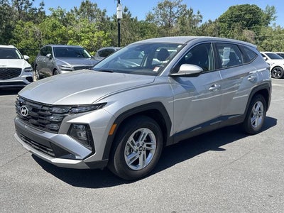 2025 Hyundai TUCSON SE