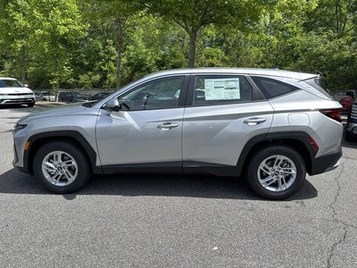 2026 Hyundai TUCSON SE FWD