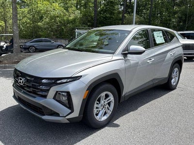 2026 Hyundai TUCSON SE FWD