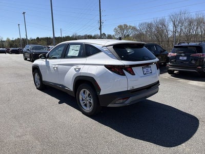 2026 Hyundai TUCSON SE