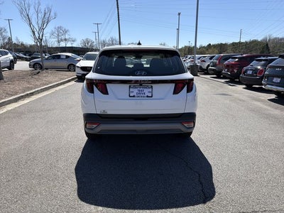 2026 Hyundai TUCSON SE