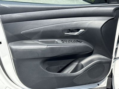 2026 Hyundai TUCSON SE FWD