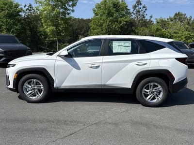 2026 Hyundai TUCSON SE FWD
