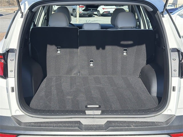 2025 Hyundai TUCSON SE