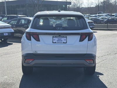 2025 Hyundai TUCSON SE