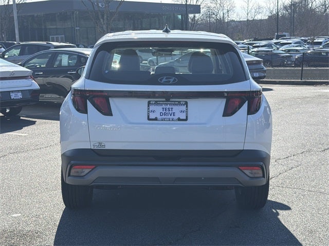 2025 Hyundai TUCSON SE