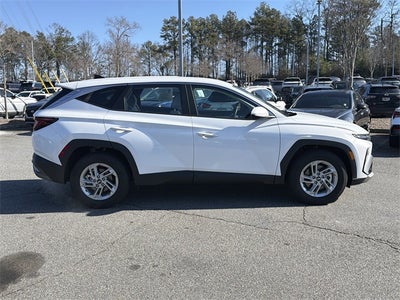 2025 Hyundai TUCSON SE