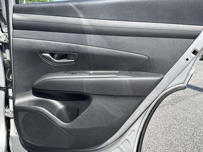 2026 Hyundai TUCSON SE FWD
