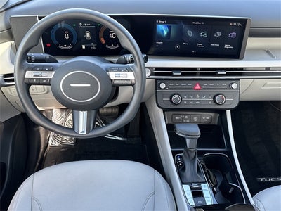 2025 Hyundai TUCSON SE