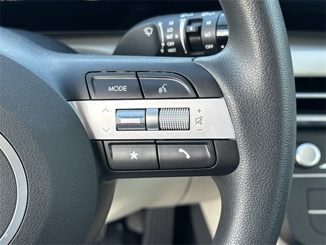 2025 Hyundai TUCSON SE