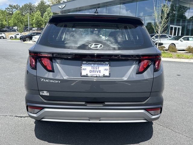 2026 Hyundai TUCSON SE FWD