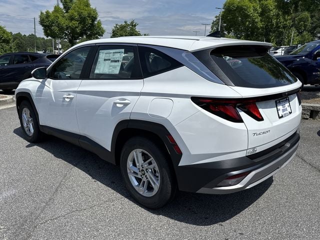 2026 Hyundai TUCSON SE FWD