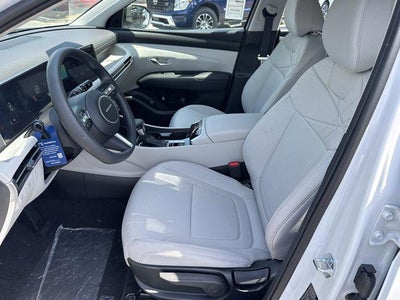 2026 Hyundai TUCSON SE FWD