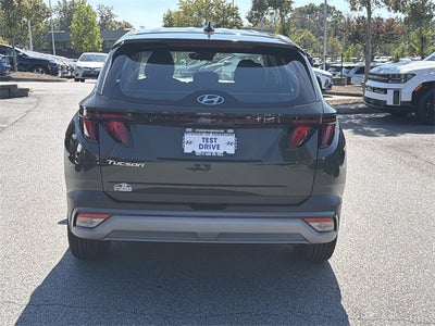 2026 Hyundai TUCSON SE FWD