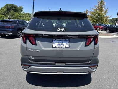 2026 Hyundai TUCSON SE FWD