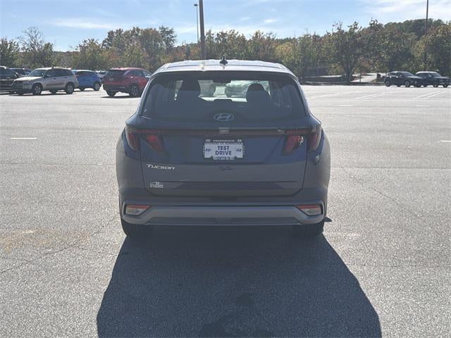2026 Hyundai TUCSON SE FWD