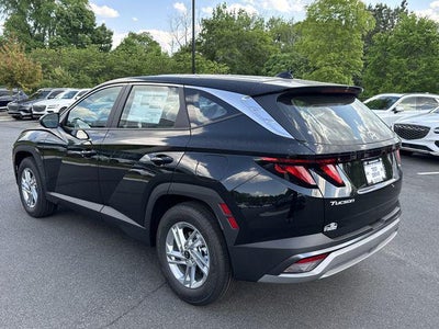 2026 Hyundai TUCSON SE FWD