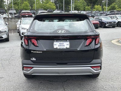 2026 Hyundai TUCSON SE FWD