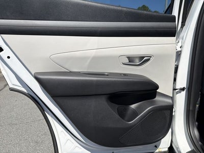 2026 Hyundai TUCSON SE FWD