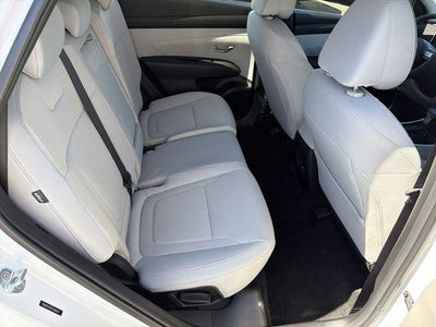 2026 Hyundai TUCSON SE FWD