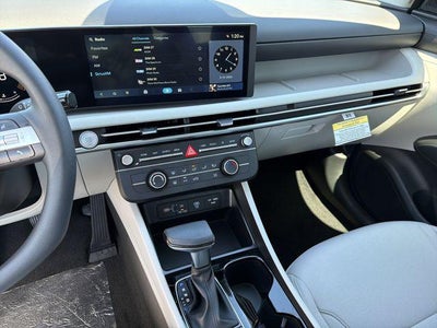 2026 Hyundai TUCSON SE FWD