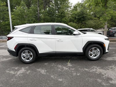 2025 Hyundai TUCSON SE