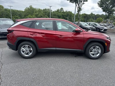2026 Hyundai TUCSON SE FWD