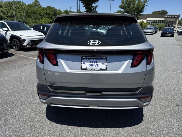 2026 Hyundai TUCSON SE FWD
