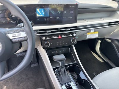 2026 Hyundai TUCSON SEL FWD