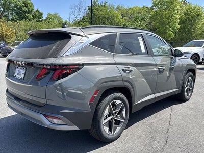 2026 Hyundai TUCSON SEL FWD