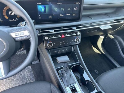 2026 Hyundai TUCSON SEL FWD