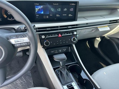 2026 Hyundai TUCSON SEL FWD