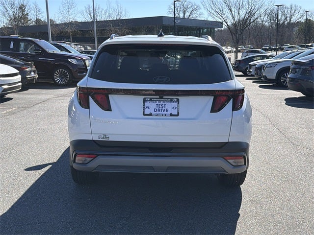 2026 Hyundai TUCSON SEL FWD