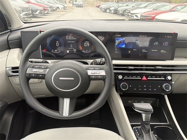 2026 Hyundai TUCSON SEL FWD