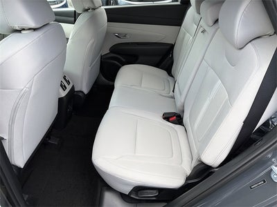 2026 Hyundai TUCSON SEL FWD
