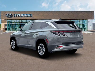 2026 Hyundai TUCSON SEL Premium FWD