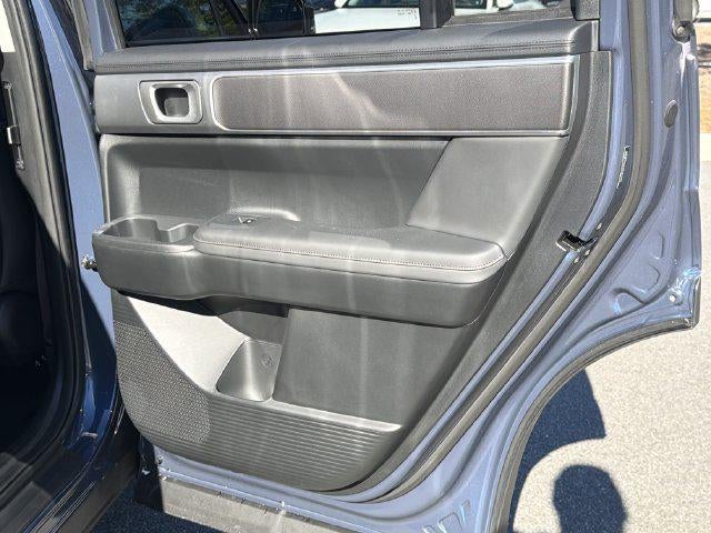 2027 Hyundai SANTA FE SEL FWD