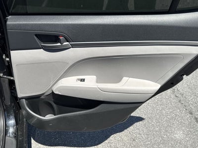 2020 Hyundai ELANTRA SE