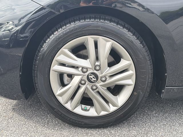 2019 Hyundai ELANTRA Value Edition
