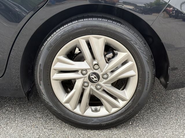 2019 Hyundai ELANTRA Value Edition