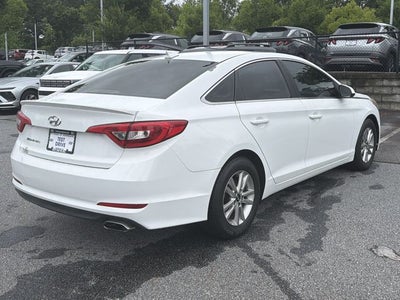 2016 Hyundai SONATA SE