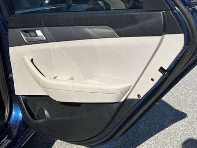 2016 Hyundai SONATA SE