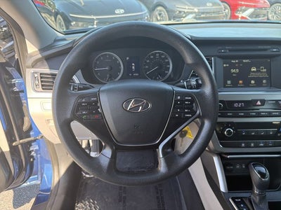 2016 Hyundai SONATA SE