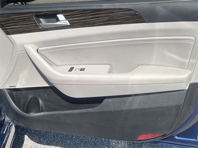 2016 Hyundai SONATA Limited