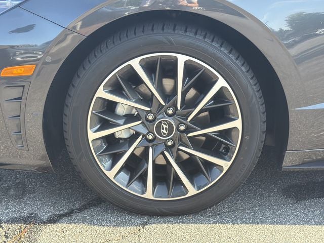 2020 Hyundai SONATA Limited