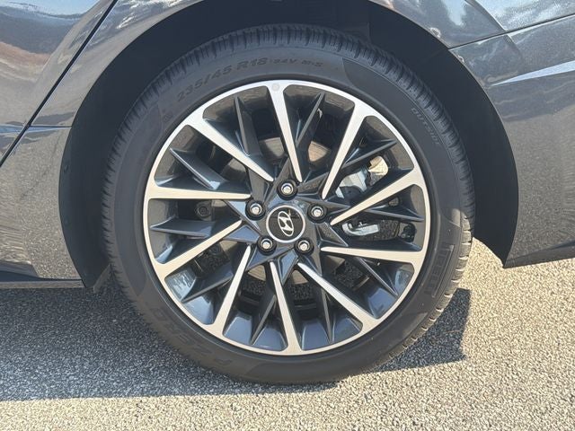 2020 Hyundai SONATA Limited
