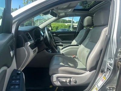 2017 Toyota Highlander Limited